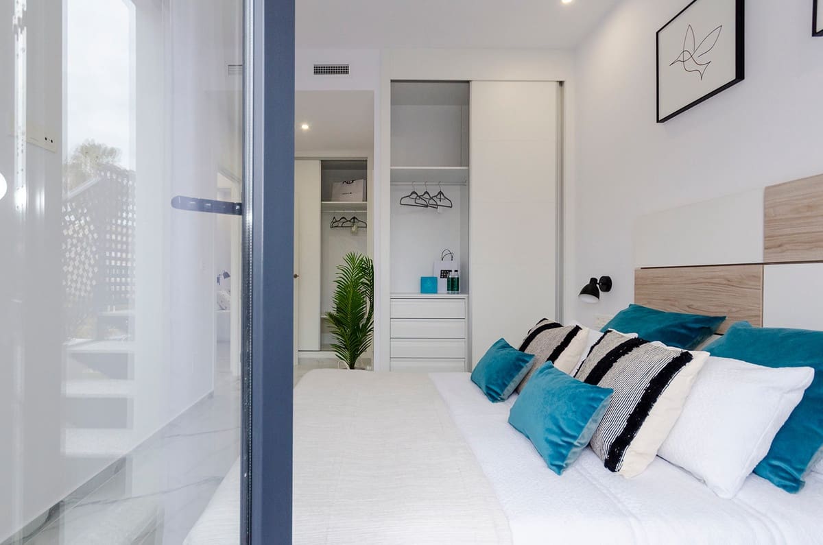 3 chambre Villa/Maison à vendre à Torrevieja avec piscine garage - 424 000 € (Ref: 9541310)