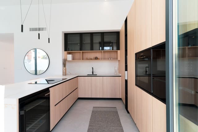 3 makuuhuone Huvila myytävänä paikassa Ciudad Quesada, Rojales mukana uima-altaan 
autotalli - 599 500 € (Ref: 9541315)