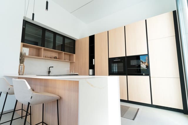 3 makuuhuone Huvila myytävänä paikassa Ciudad Quesada, Rojales mukana uima-altaan 
autotalli - 599 500 € (Ref: 9541315)