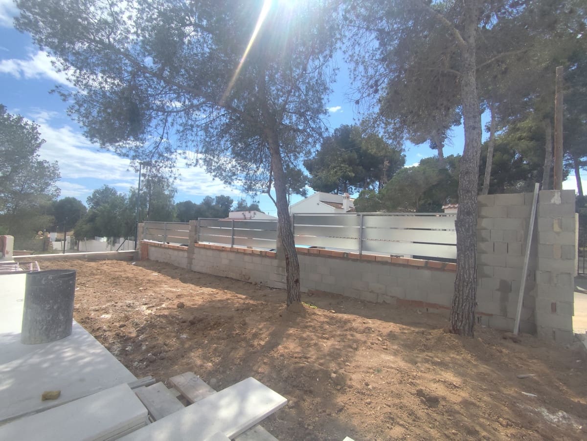 3 sypialnia Willa na sprzedaż w Pinar de Campoverde z basenem garażem - 825 000 € (Ref: 9541316)