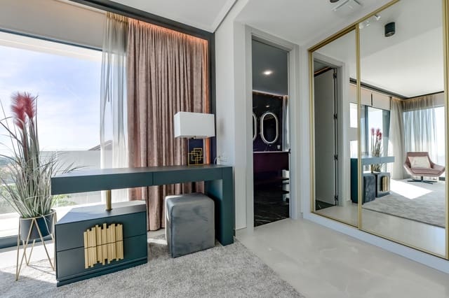 7 quarto Moradia para venda em Finestrat com piscina garagem - 4 450 000 € (Ref: 9541320)