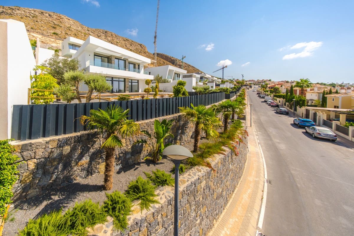 7 quarto Moradia para venda em Finestrat com piscina garagem - 4 450 000 € (Ref: 9541320)