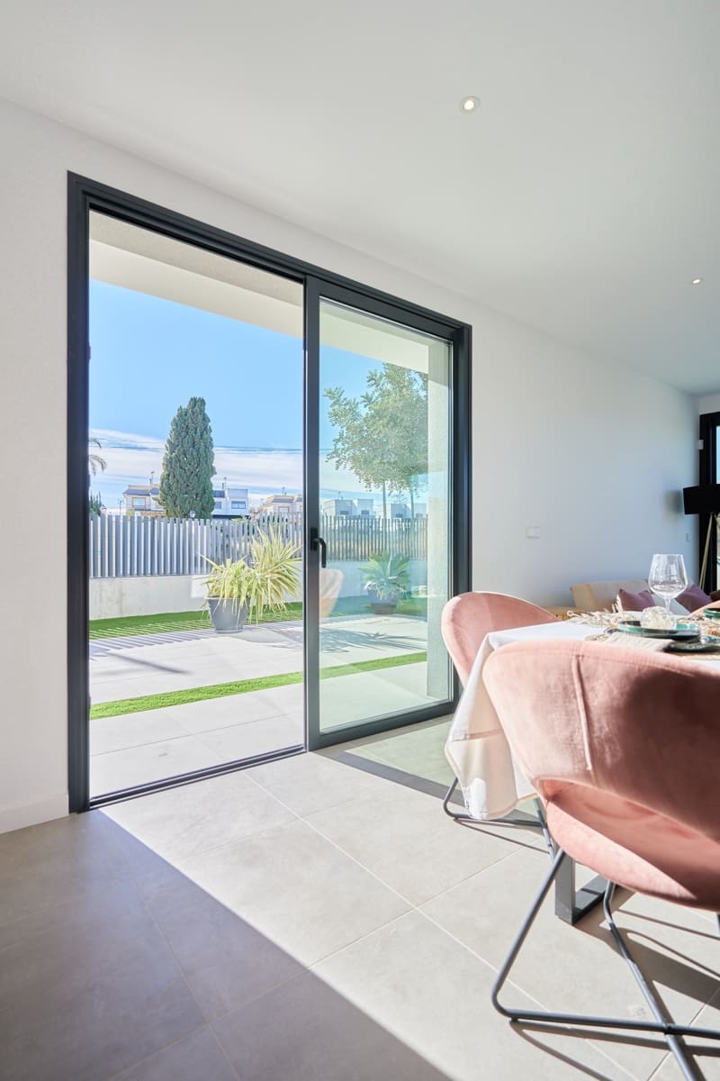 3 sovrum Villa till salu i San Miguel de Salinas med pool garage - 625 000 € (Ref: 9541322)