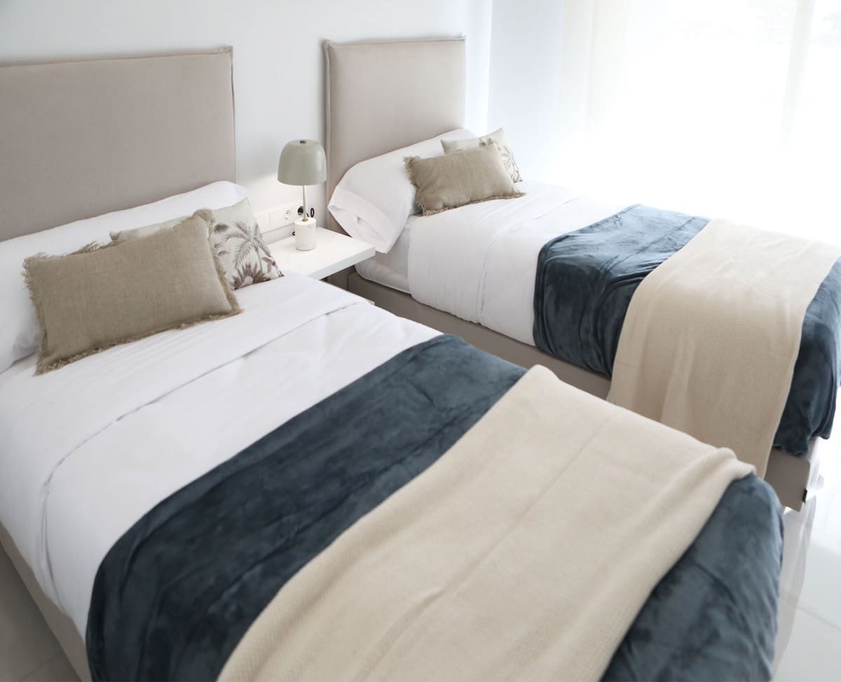 2 Zimmer Apartment zu verkaufen in Benidorm mit Pool Garage - 690.000 € (Ref: 9541337)