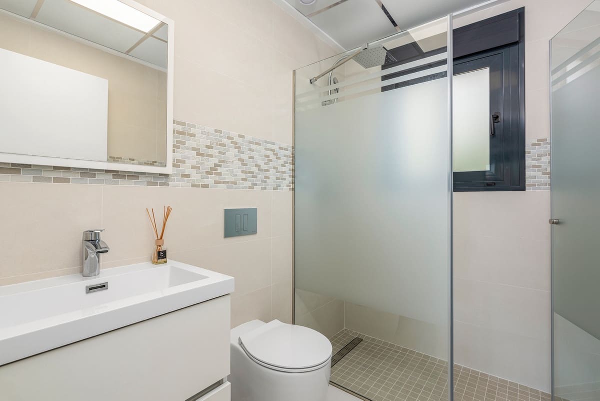 2 quarto Moradia para venda em Playa Honda com piscina garagem - 455 000 € (Ref: 9541345)