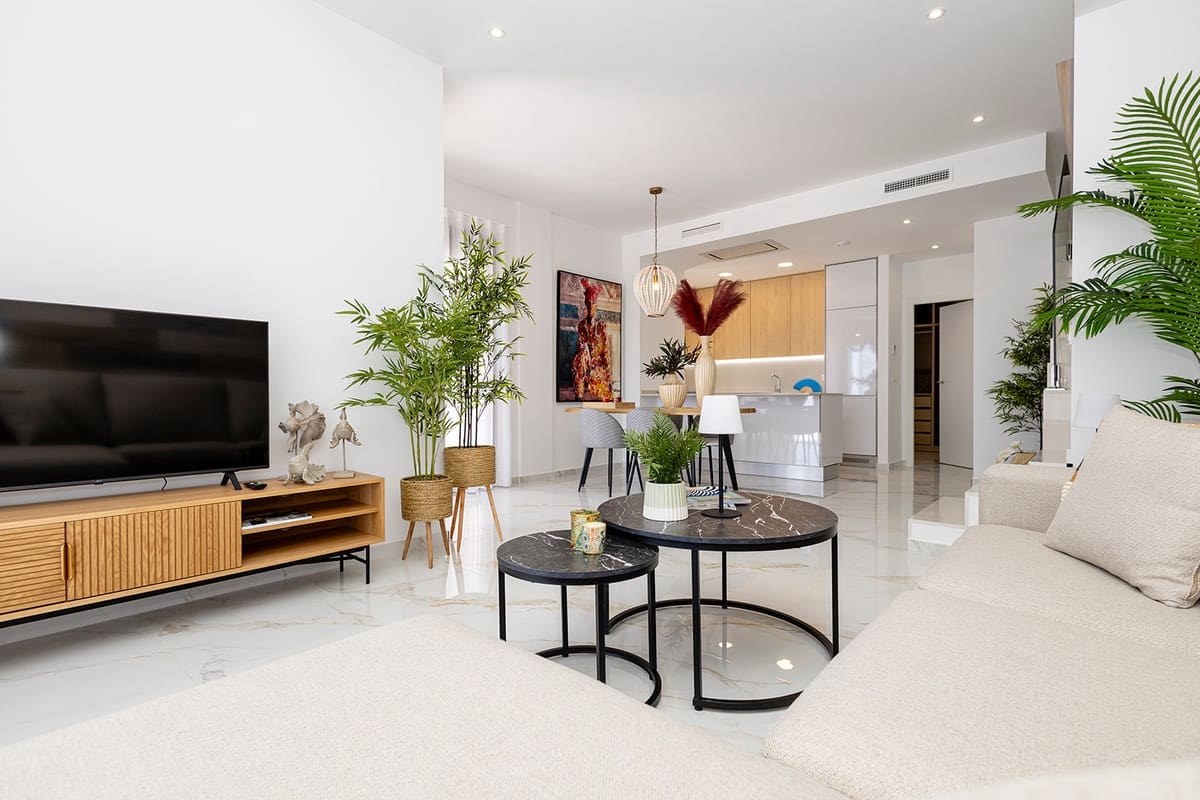 Chalet de 3 habitaciones en Polop en venta con piscina garaje - 598.000 € (Ref: 9541374)