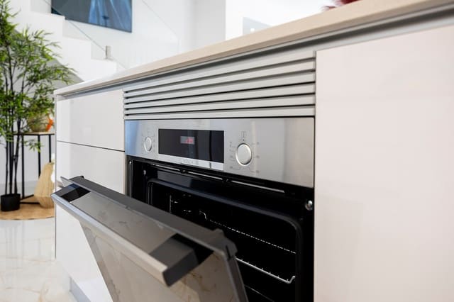 3 camera da letto Villa in vendita in Polop con piscina garage - 598.000 € (Rif: 9541374)