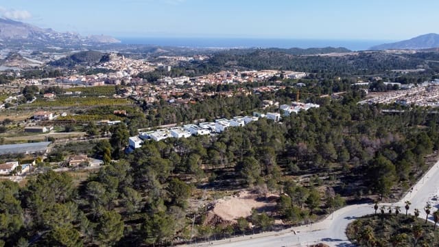 3 soveværelse Rækkehus til salg i Polop med swimmingpool garage - € 505.280 (Ref: 9541384)