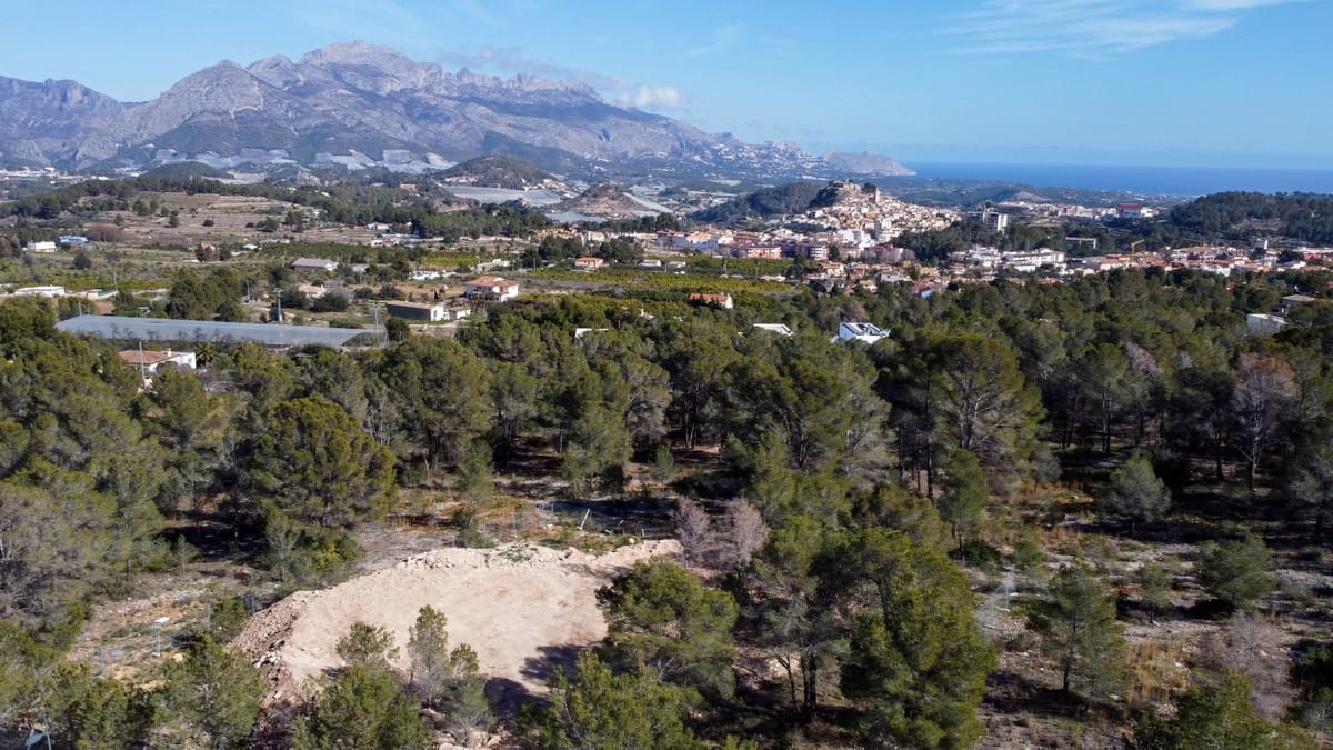 3 soveværelse Rækkehus til salg i Polop med swimmingpool garage - € 505.280 (Ref: 9541384)