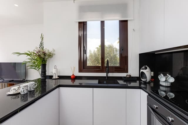 3 sovrum Villa till salu i Finestrat med pool garage - 695 000 € (Ref: 9541390)