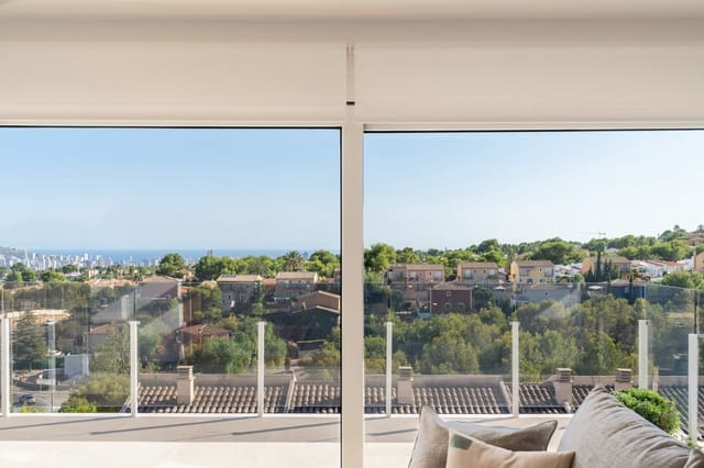 4 makuuhuone Rivitalo myytävänä paikassa Barranco Hondo, La Nucia mukana uima-altaan 
autotalli - 449 000 € (Ref: 9541403)