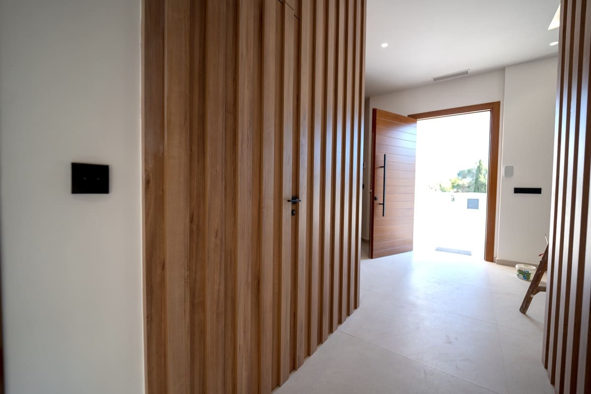 4 bedroom Villa for sale in Algorfa with pool - € 995,000 (Ref: 9541433)