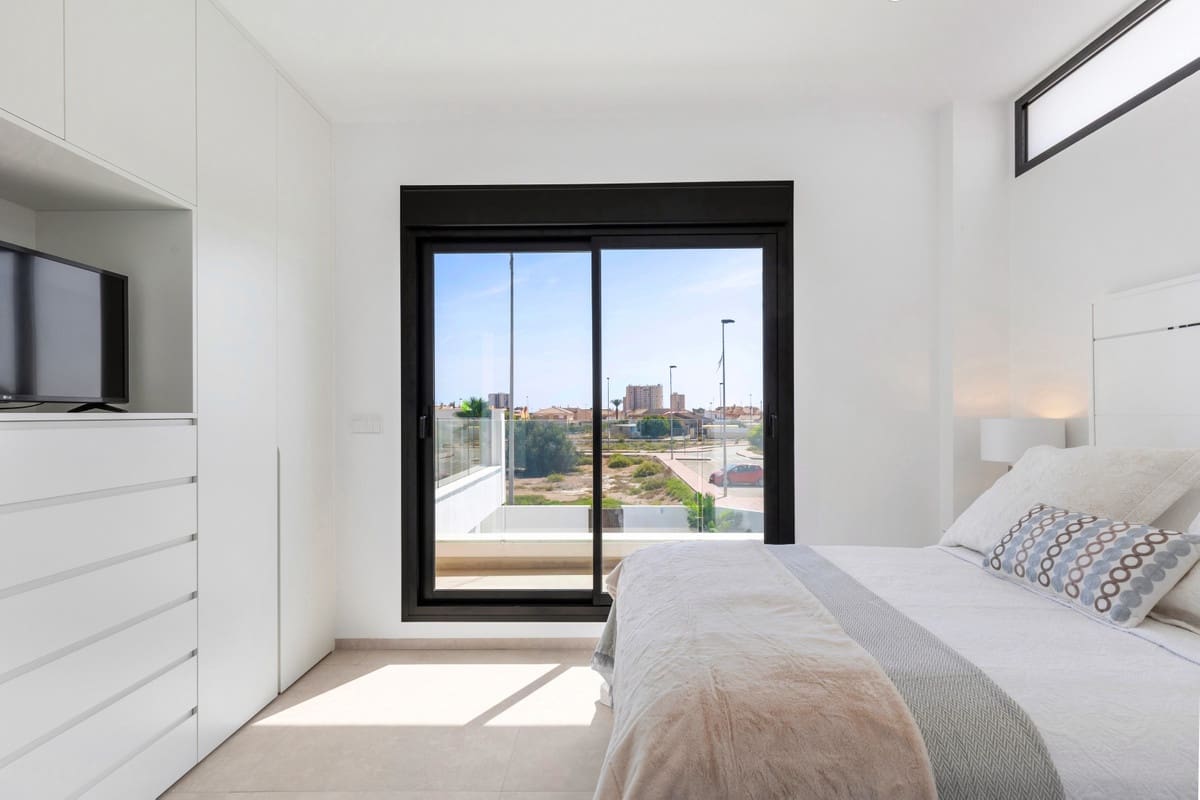 3 makuuhuone Huvila myytävänä paikassa San Javier mukana uima-altaan 
autotalli - 385 000 € (Ref: 9541438)