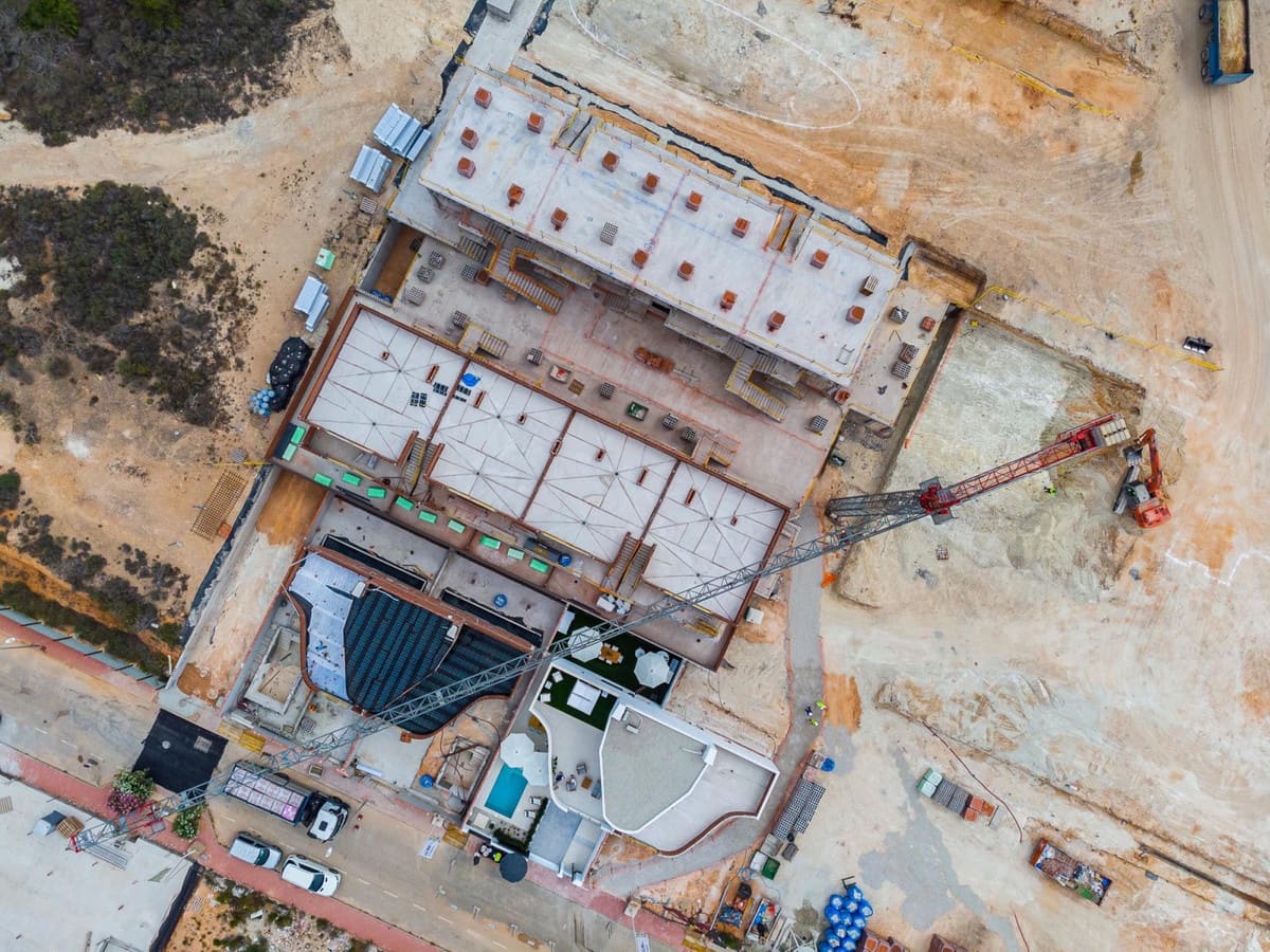 3 makuuhuone Rivitalo myytävänä paikassa Orihuela mukana uima-altaan 
autotalli - 414 000 € (Ref: 9541494)