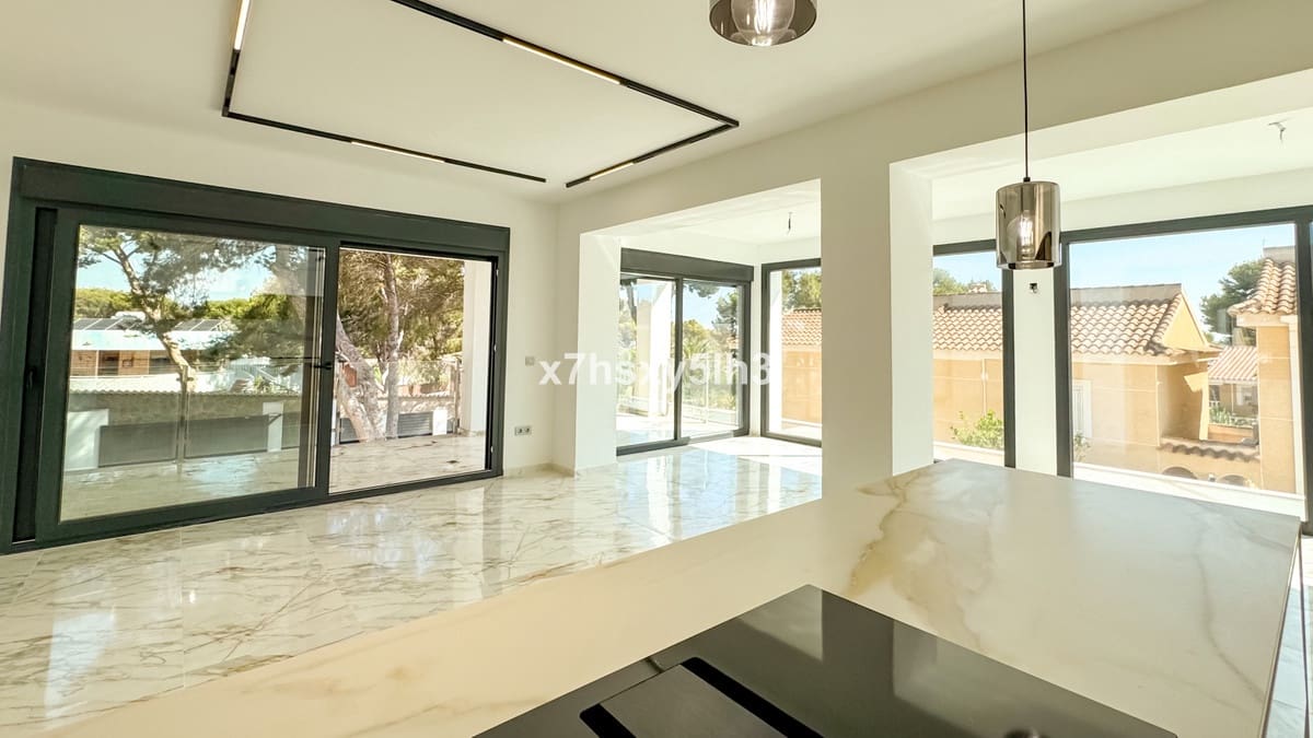 4 sovrum Villa till salu i Orihuela med pool garage - 995 000 € (Ref: 9541502)