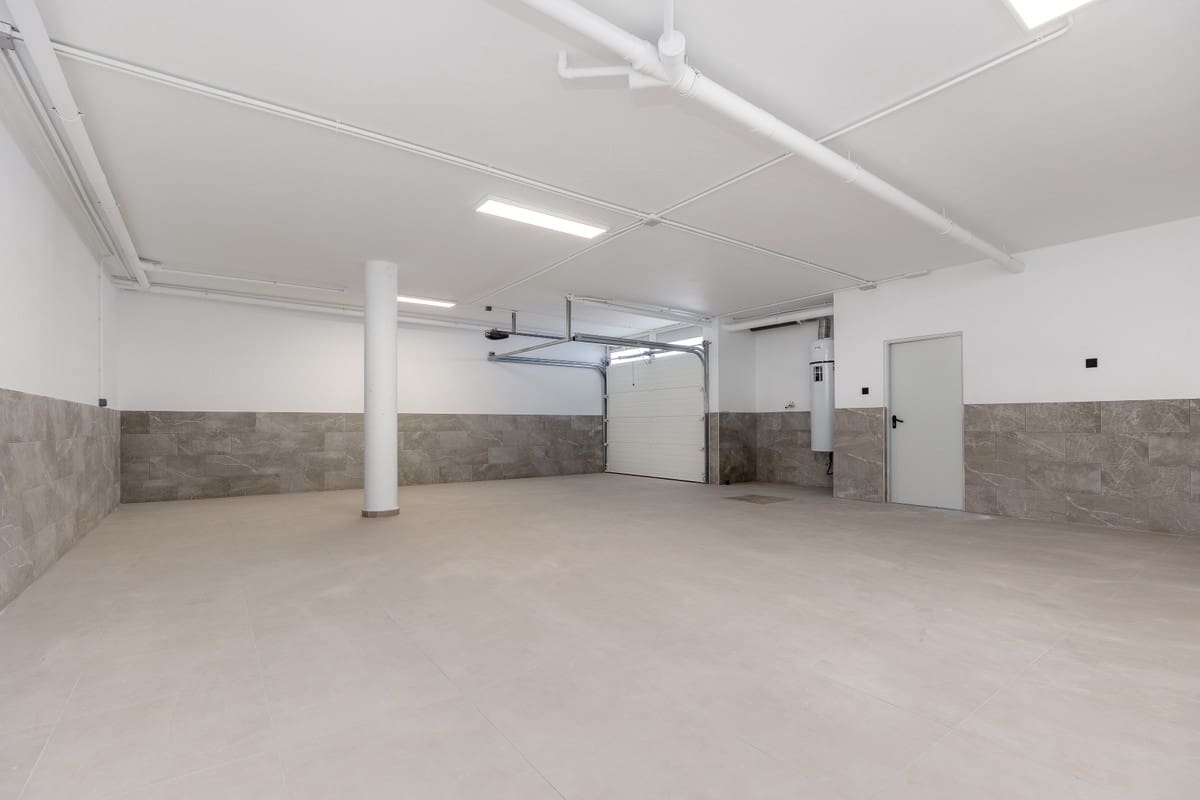 4 bedroom Villa for sale in Los Alcazares with pool garage - € 685,000 (Ref: 9541507)