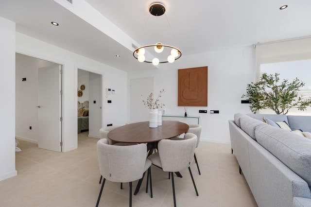 4 bedroom Villa for sale in Los Alcázares with pool garage - € 685,000 (Ref: 9541507)