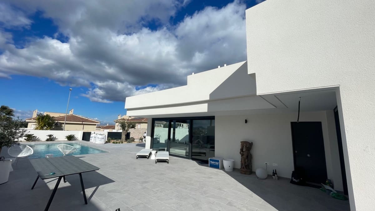 3 camera da letto Villa in vendita in Benijofar con piscina garage - 575.000 € (Rif: 9541513)