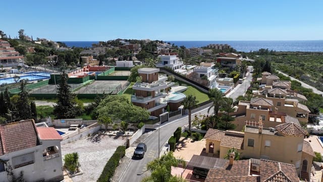 8 sypialnia Willa na sprzedaż w Los Puertos, Kartagena z basenem garażem - 1 080 000 € (Ref: 9541538)