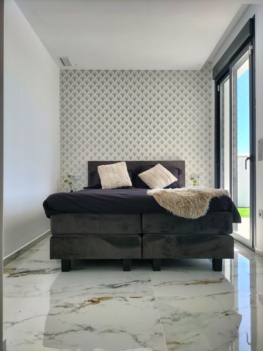 Chalet de 3 habitaciones en Pinar de Campoverde en venta con piscina garaje - 389.000 € (Ref: 9548356)