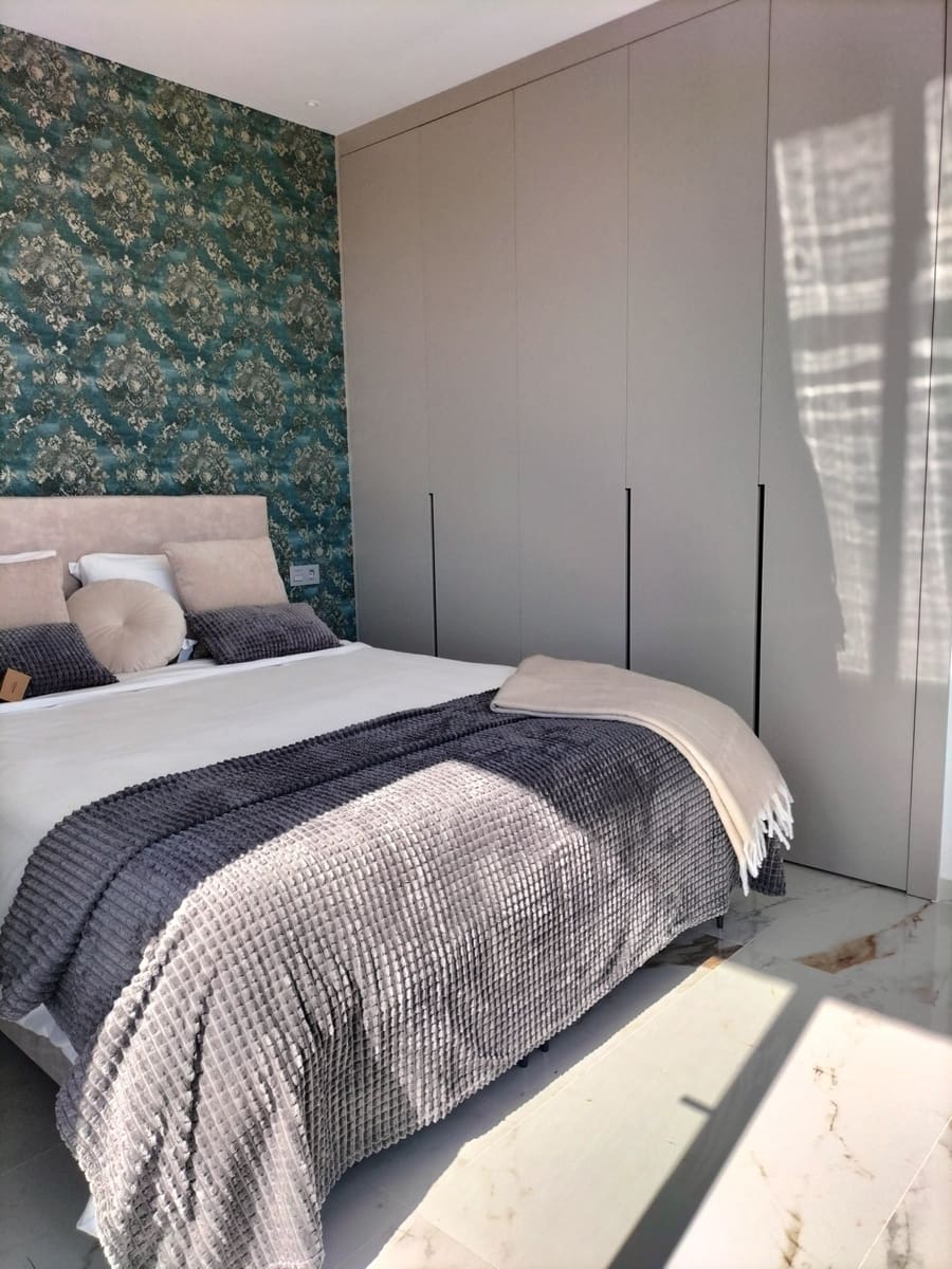 Chalet de 3 habitaciones en Pinar de Campoverde en venta con piscina garaje - 389.000 € (Ref: 9548356)