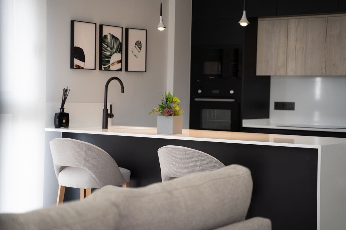 2 soverom Leilighet til salgs i Pilar de la Horadada med svømmebasseng garasje - € 330 000 (Ref: 9551685)