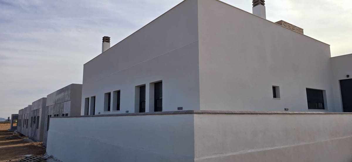 Bungalow de 2 habitaciones en La Pinilla en venta con piscina garaje - 169.119 € (Ref: 9551737)