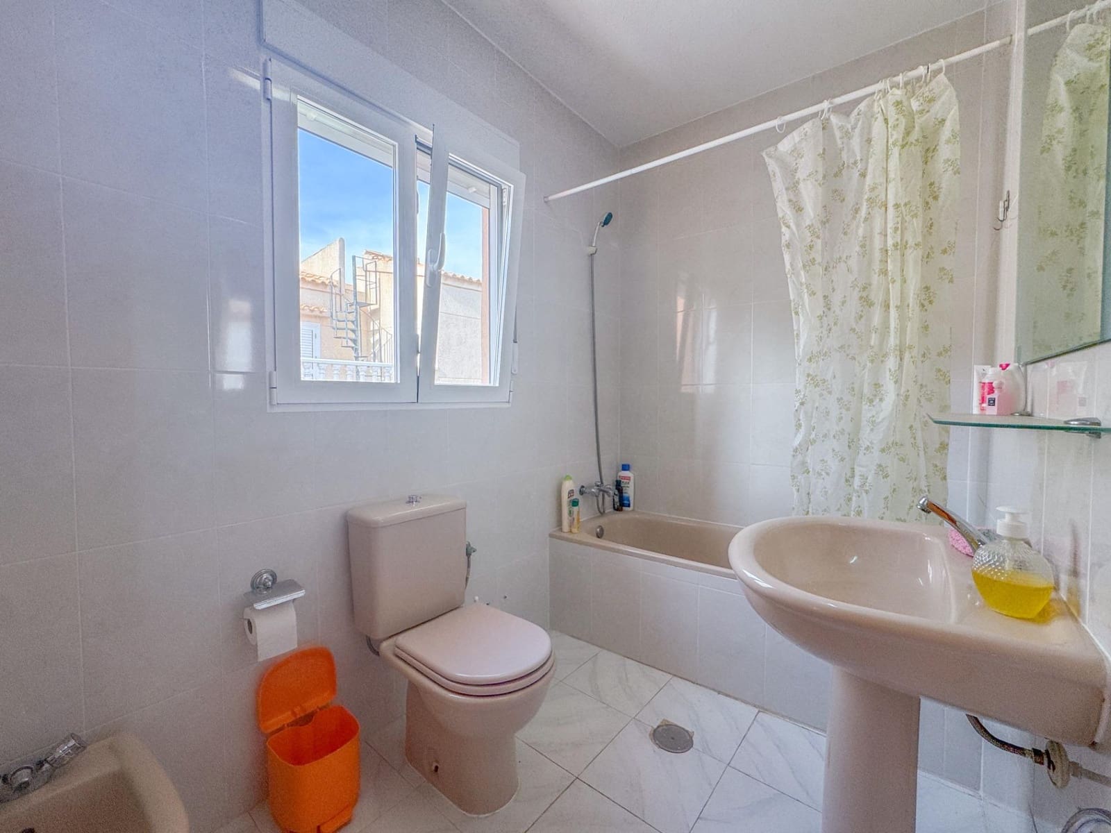 3 chambre Villa/Maison à vendre à La Mata avec piscine - 170 000 € (Ref: 9565344)