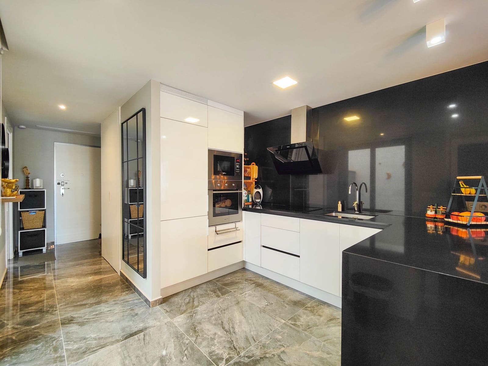 2 Zimmer Apartment zu verkaufen in Orihuela Costa mit Garage - 265.000 € (Ref: 9608343)