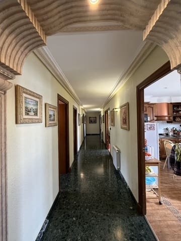 5 bedroom Apartment for sale in Onil - € 128,000 (Ref: 9608349)