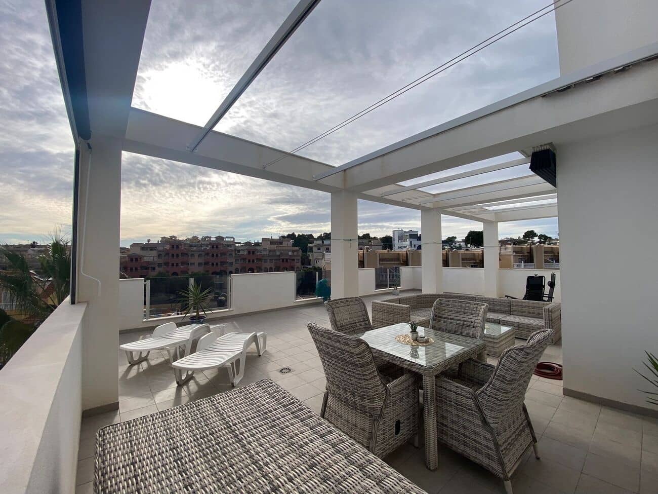 3 bedroom Apartment for sale in Las Ramblas Golf with pool - € 350,000 (Ref: 9608361)