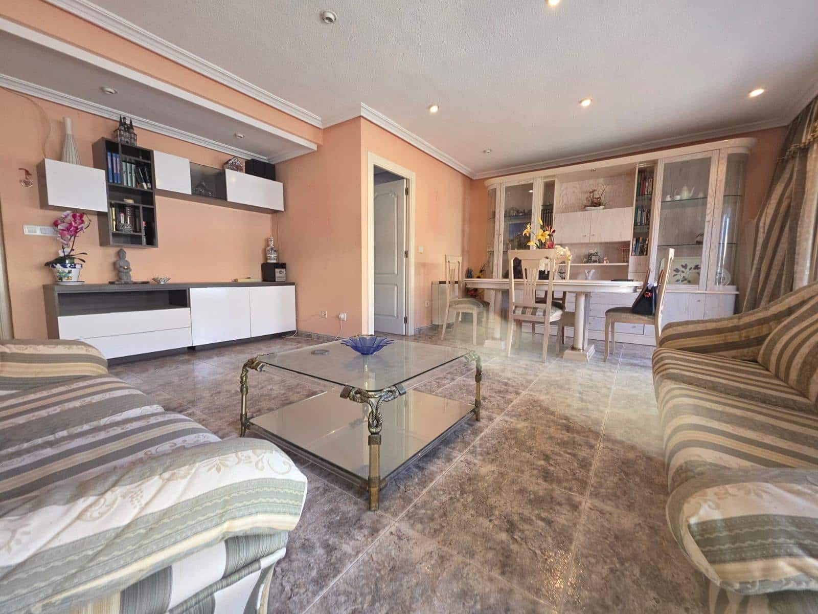 2 sovrum Lägenhet till salu i Torrevieja - 156 700 € (Ref: 9608373)