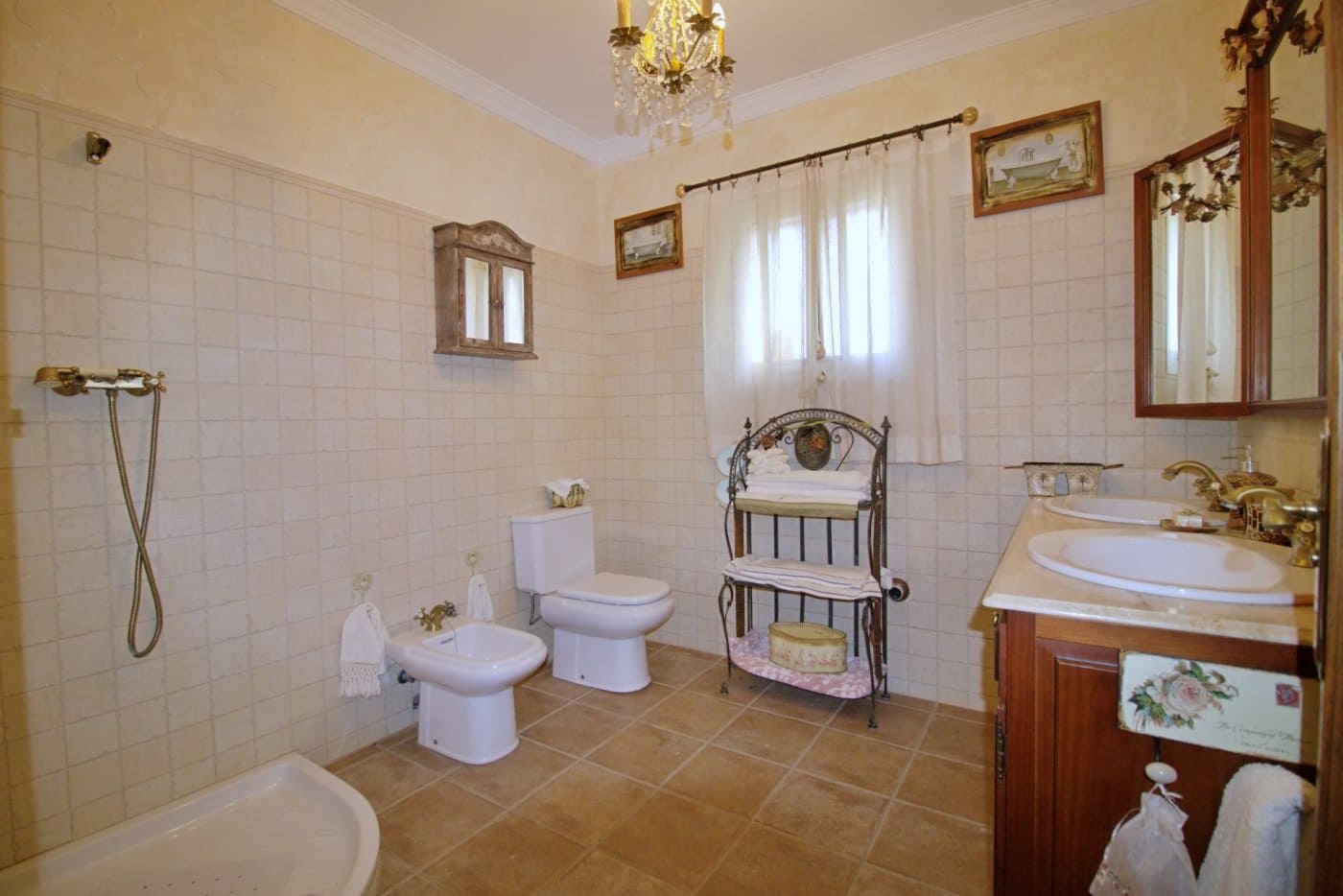 5 bedroom Villa for sale in Valverde with pool - € 610,000 (Ref: 9608374)