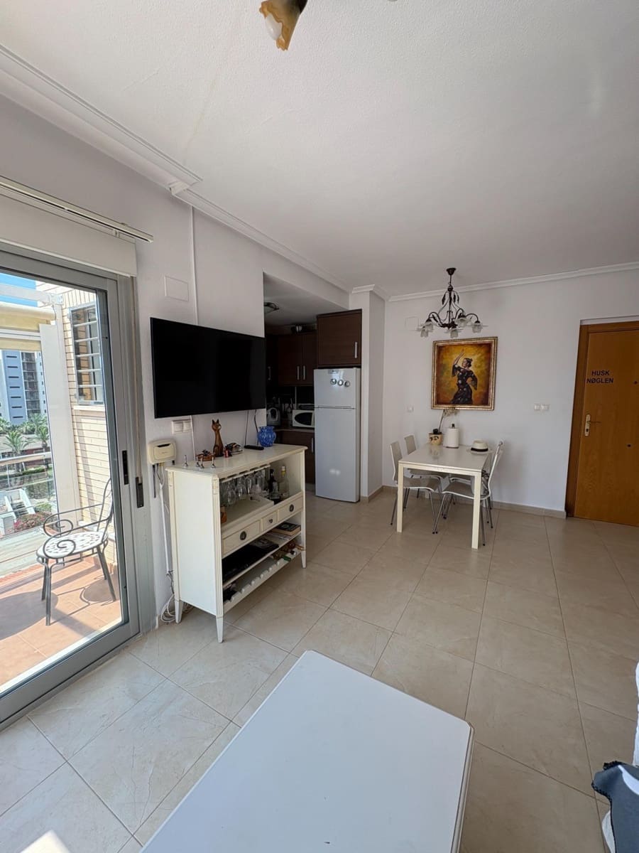 2 soveværelse Penthouse til salg i Torrevieja - € 250.000 (Ref: 9608379)