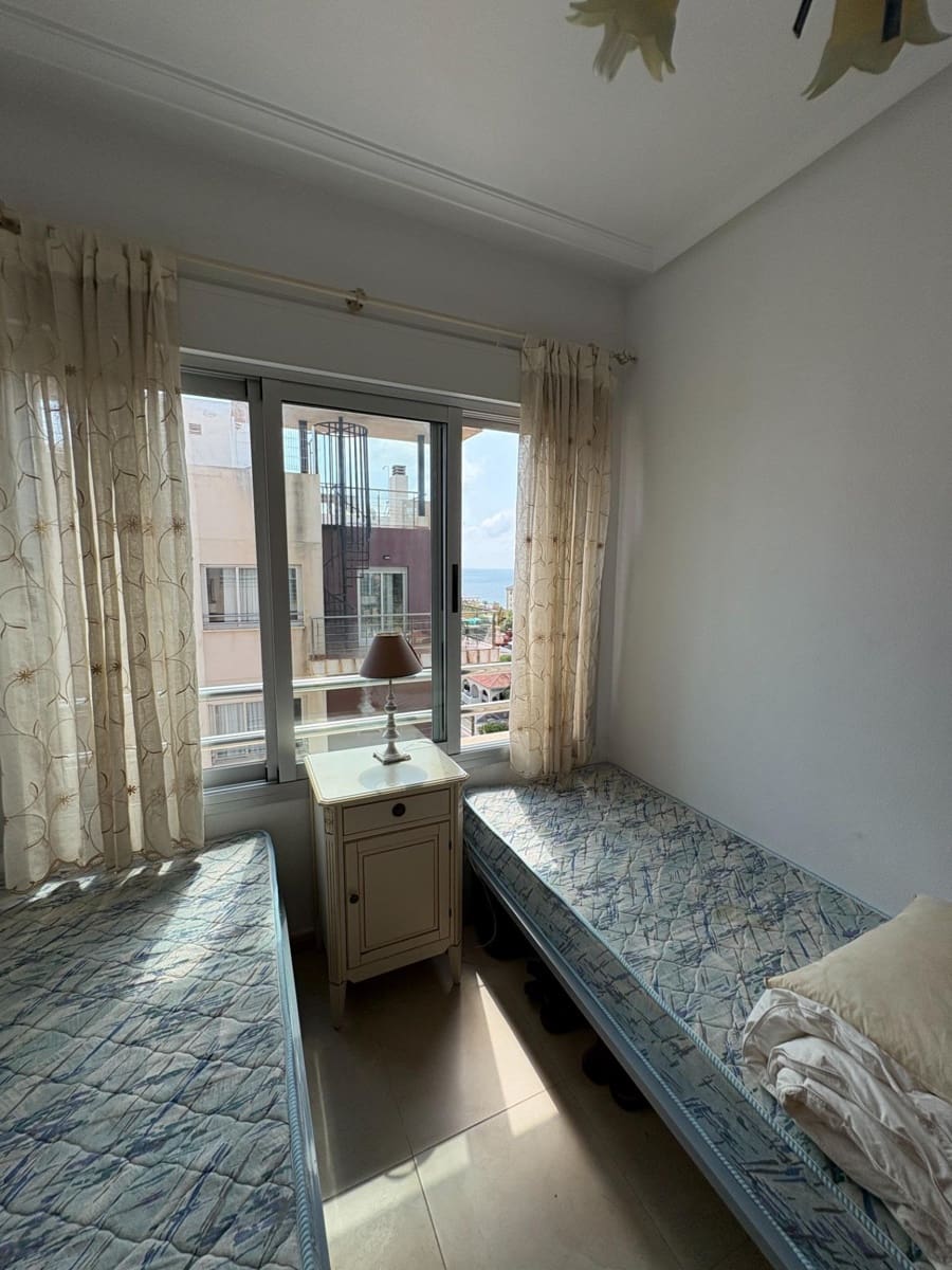 2 soveværelse Penthouse til salg i Torrevieja - € 250.000 (Ref: 9608379)