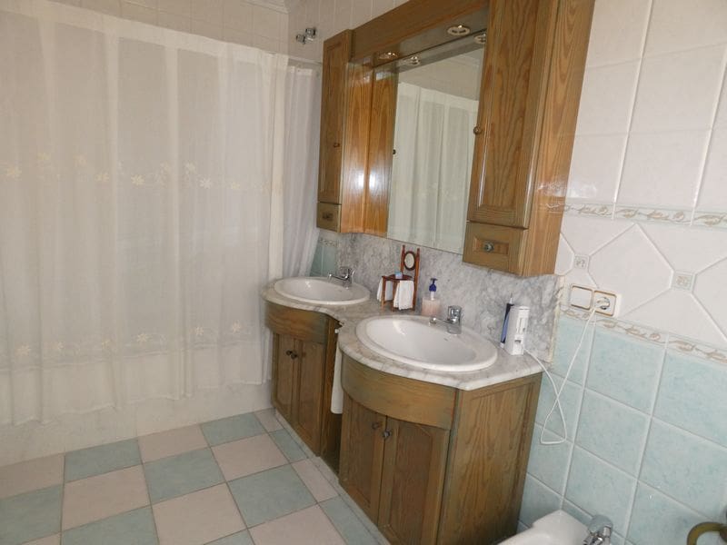 4 Zimmer Villa zu verkaufen in Almoradi mit Garage - 499.950 € (Ref: 9608380)