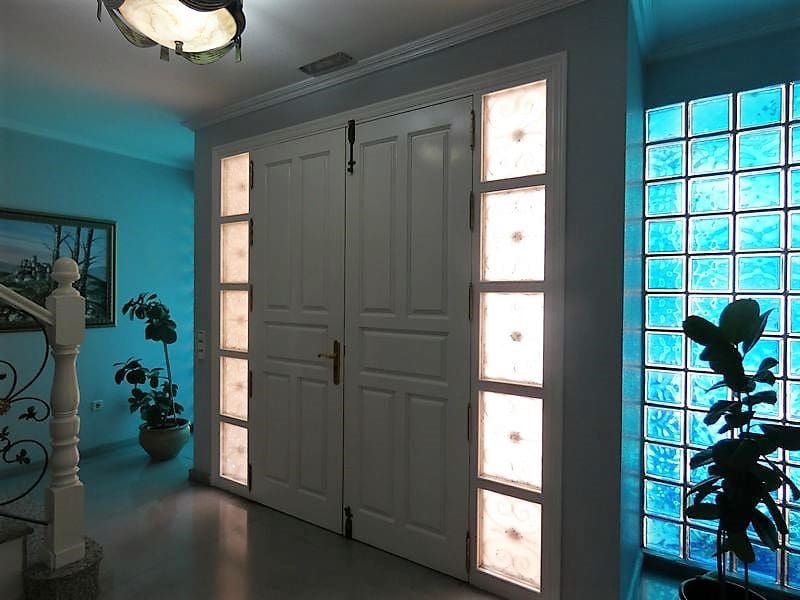 4 bedroom Villa for sale in Almoradi with garage - € 499,955 (Ref: 9608380)