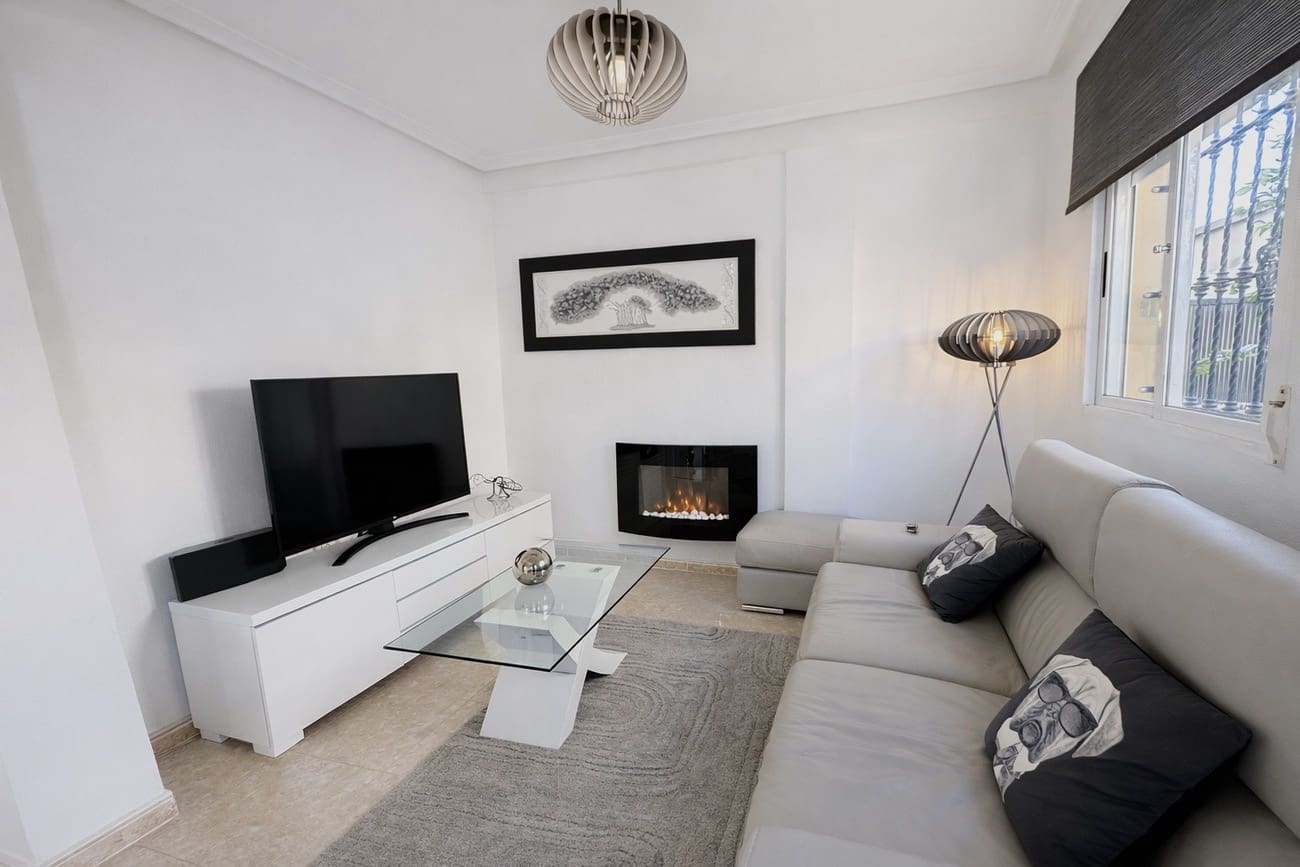 2 soveværelse Lejlighed til salg i Orihuela Costa - € 230.000 (Ref: 9608384)