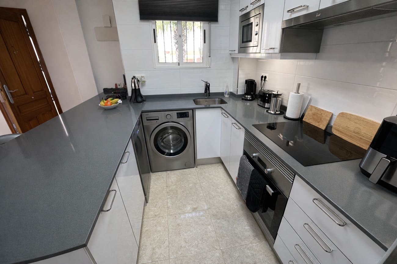 2 soveværelse Lejlighed til salg i Orihuela Costa - € 230.000 (Ref: 9608384)