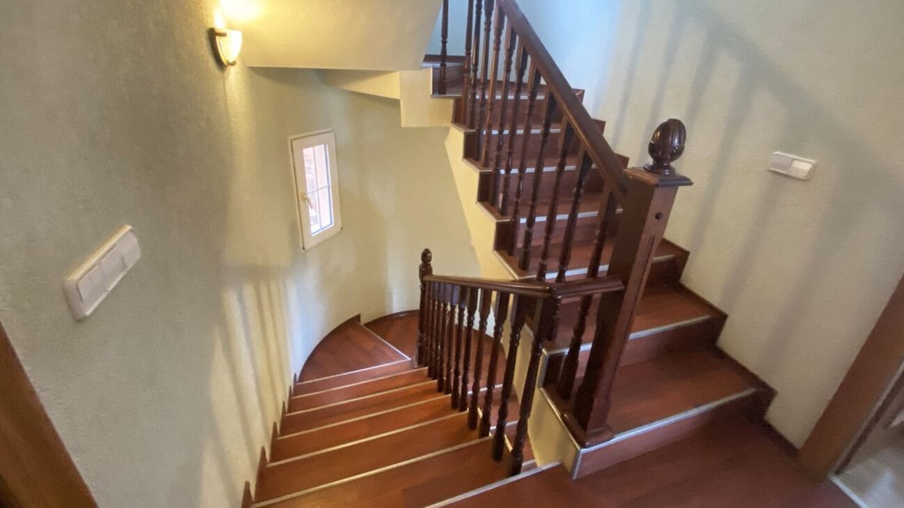 Chalet de 4 habitaciones en Campoamor en venta con garaje - 848.500 € (Ref: 9608391)