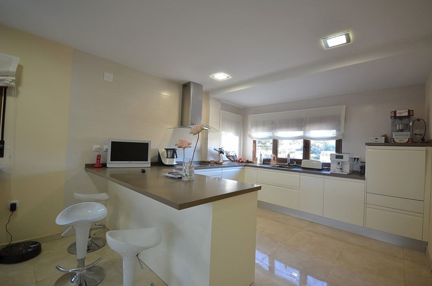 5 makuuhuone Huvila myytävänä paikassa Albacete kaupunki mukana uima-altaan - 720 000 € (Ref: 9608399)