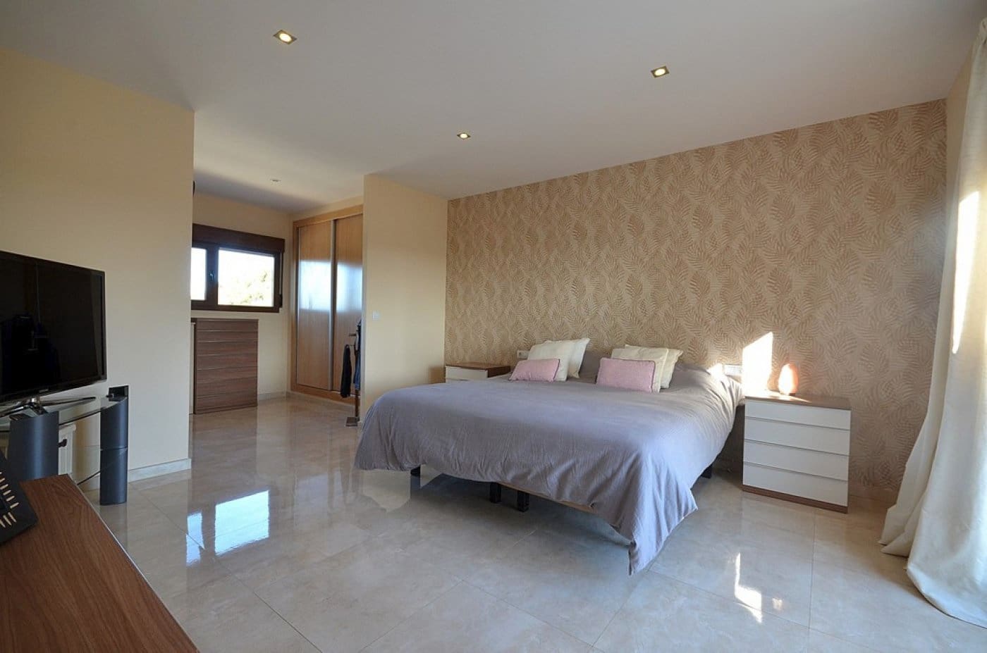 5 makuuhuone Huvila myytävänä paikassa Albacete kaupunki mukana uima-altaan - 720 000 € (Ref: 9608399)