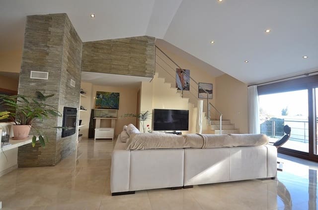 5 makuuhuone Huvila myytävänä paikassa Albacete kaupunki mukana uima-altaan - 720 000 € (Ref: 9608399)