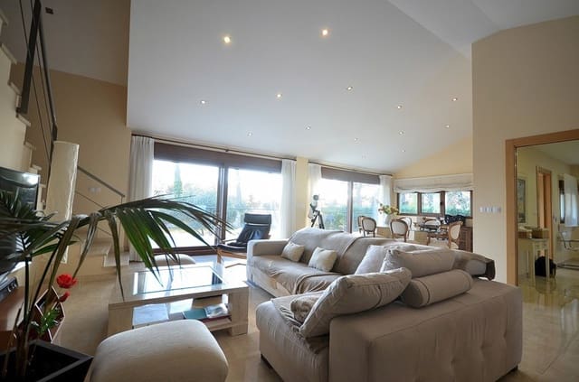 5 makuuhuone Huvila myytävänä paikassa Albacete kaupunki mukana uima-altaan - 720 000 € (Ref: 9608399)