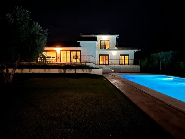 5 makuuhuone Huvila myytävänä paikassa Albacete kaupunki mukana uima-altaan - 720 000 € (Ref: 9608399)