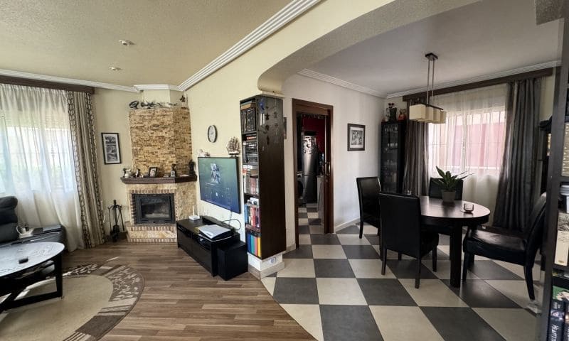 Chalet de 3 habitaciones en Orihuela Costa en venta - 324.995 € (Ref: 9608402)