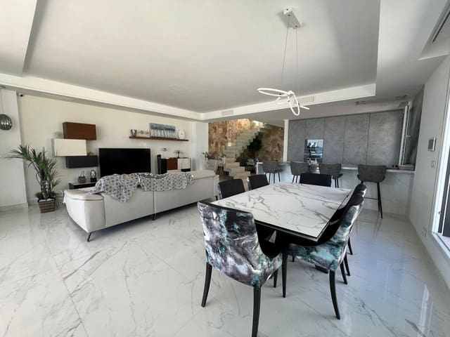 5 bedroom Villa for sale in Los Europeos, Torrevieja - € 1,900,000 (Ref: 9608405)