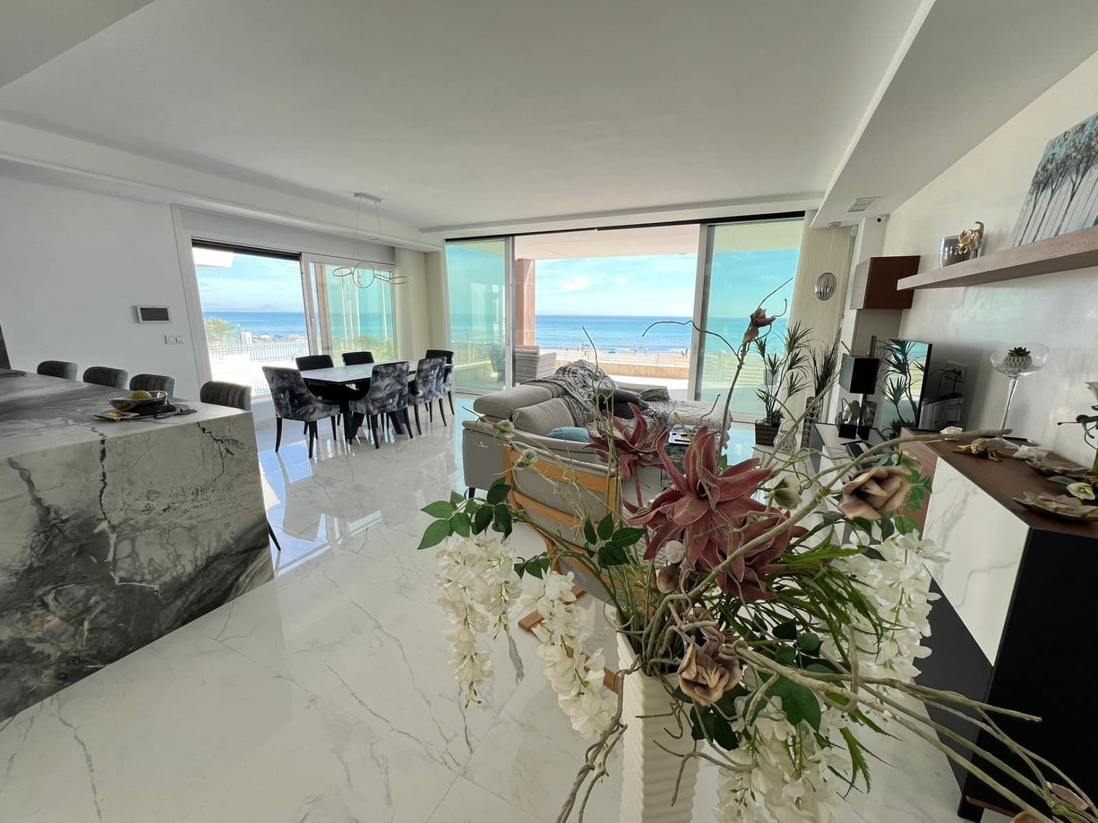 5 bedroom Villa for sale in La Mata - € 1,900,000 (Ref: 9608405)