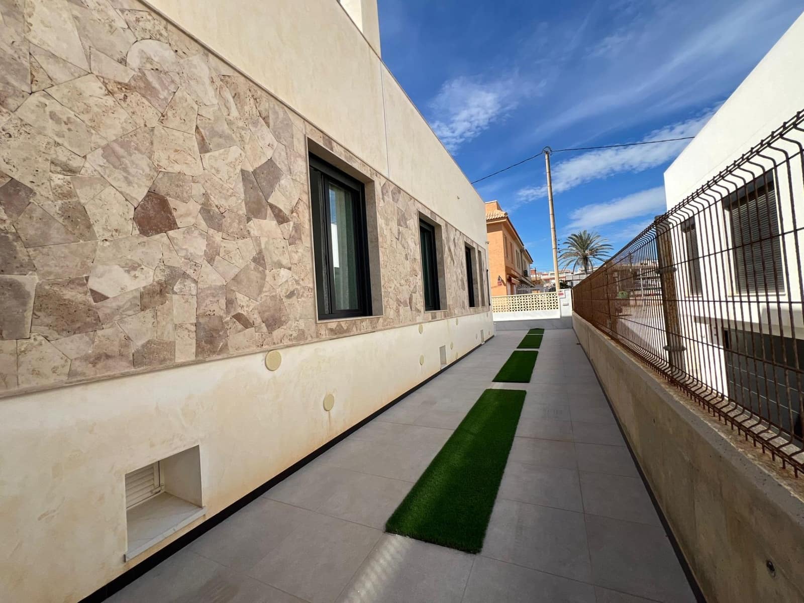 5 bedroom Villa for sale in La Mata - € 1,900,000 (Ref: 9608405)