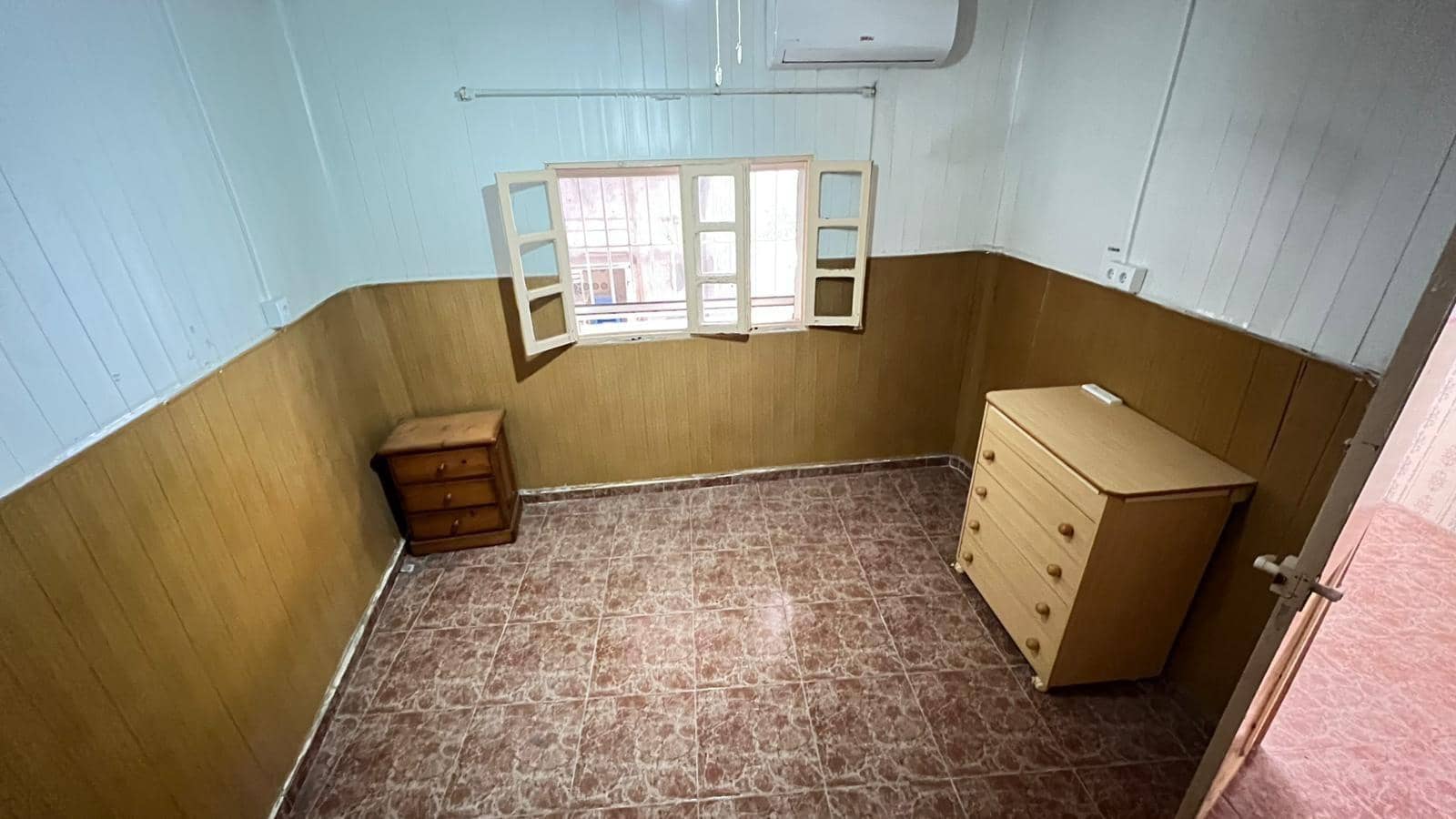 Apartamento de 4 habitaciones en Torrevieja en venta - 198.400 € (Ref: 9608410)